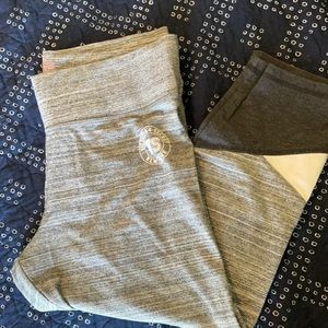 Victoria’s Secret crop leggings